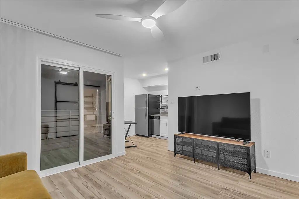1840 Burton Drive 184, Austin