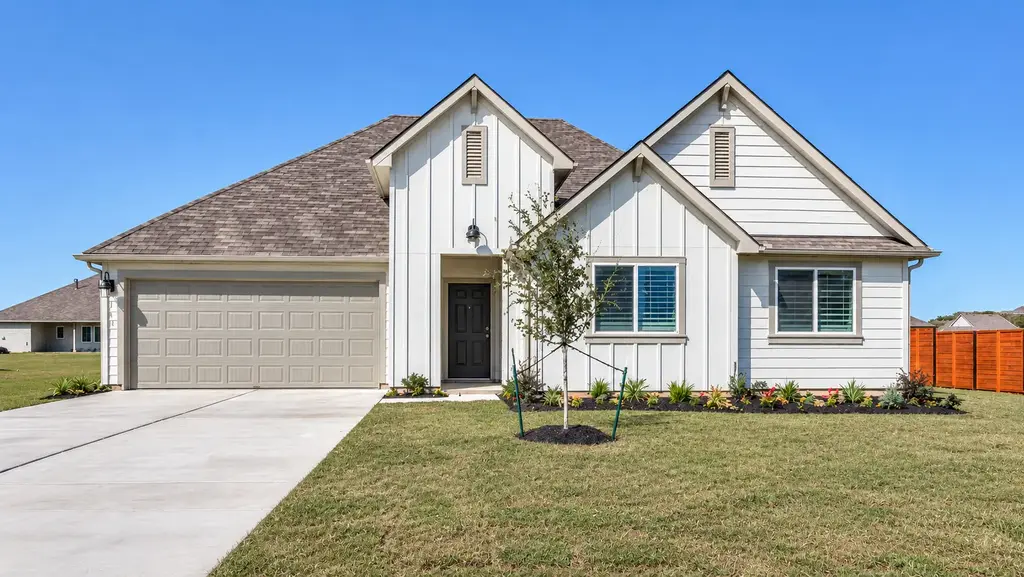 160 Davis Mountain Cove, Lockhart