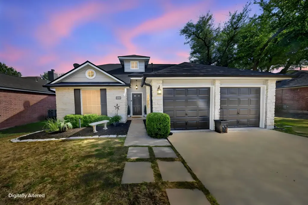 806 Mountain Ridge Drive, Leander