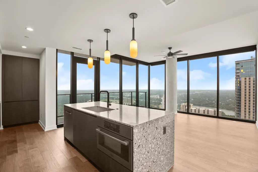 84 East Avenue 3506, Austin
