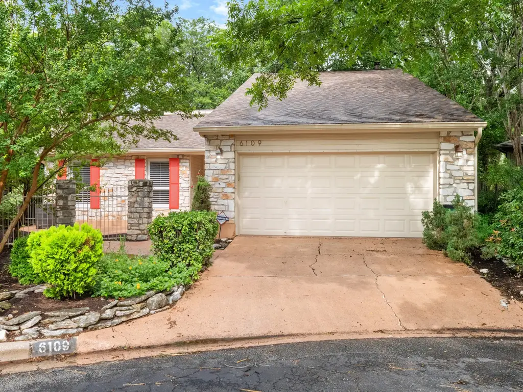 6109 Grass Hollow, Austin