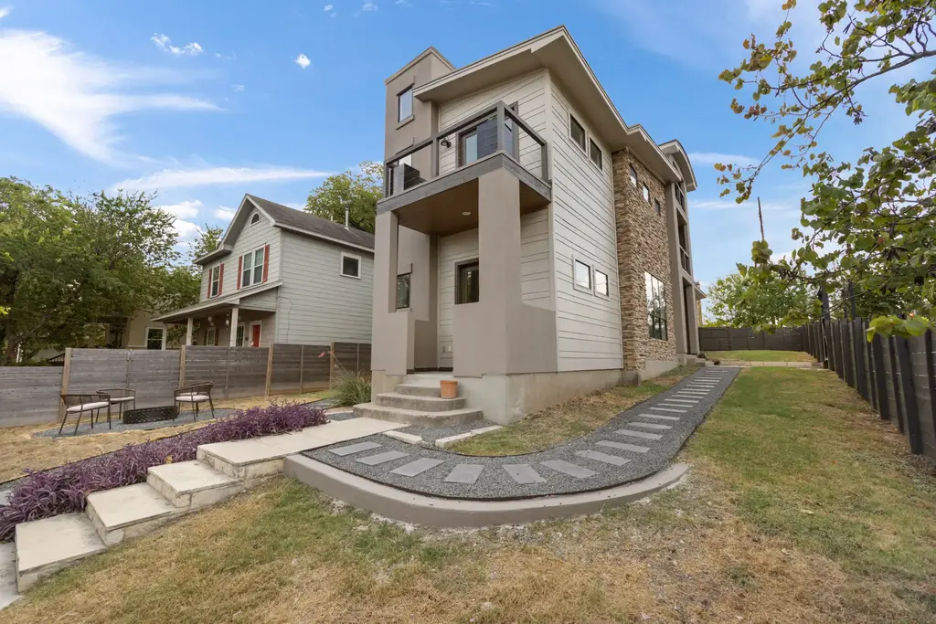 1814 Maple Avenue, Austin