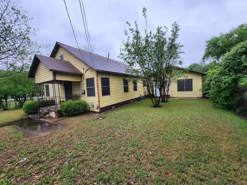 808 Montopolis Drive, Austin