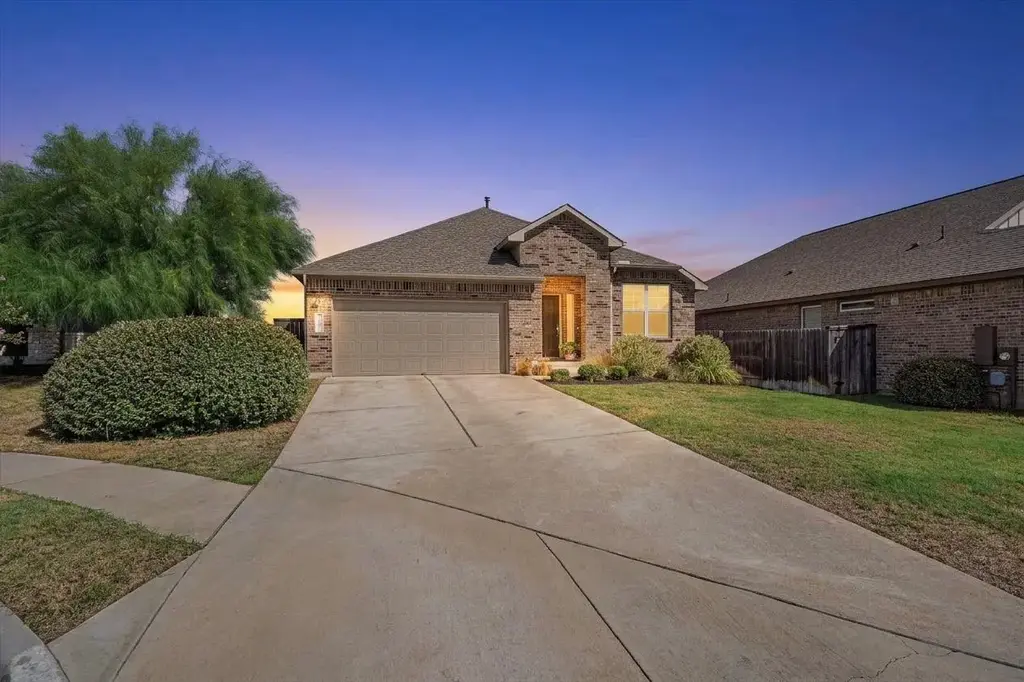 102 Patrick Herndon Drive, Bastrop