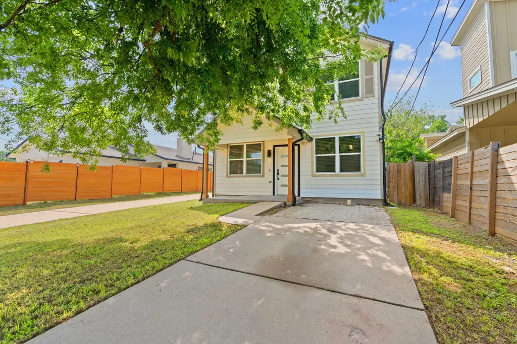 7204 Carver Avenue A, Austin