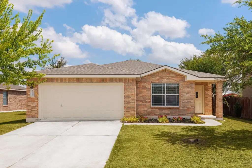 1014 W South Street, Leander