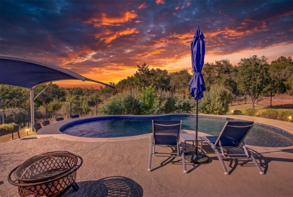 128 Tuscany Way, Georgetown