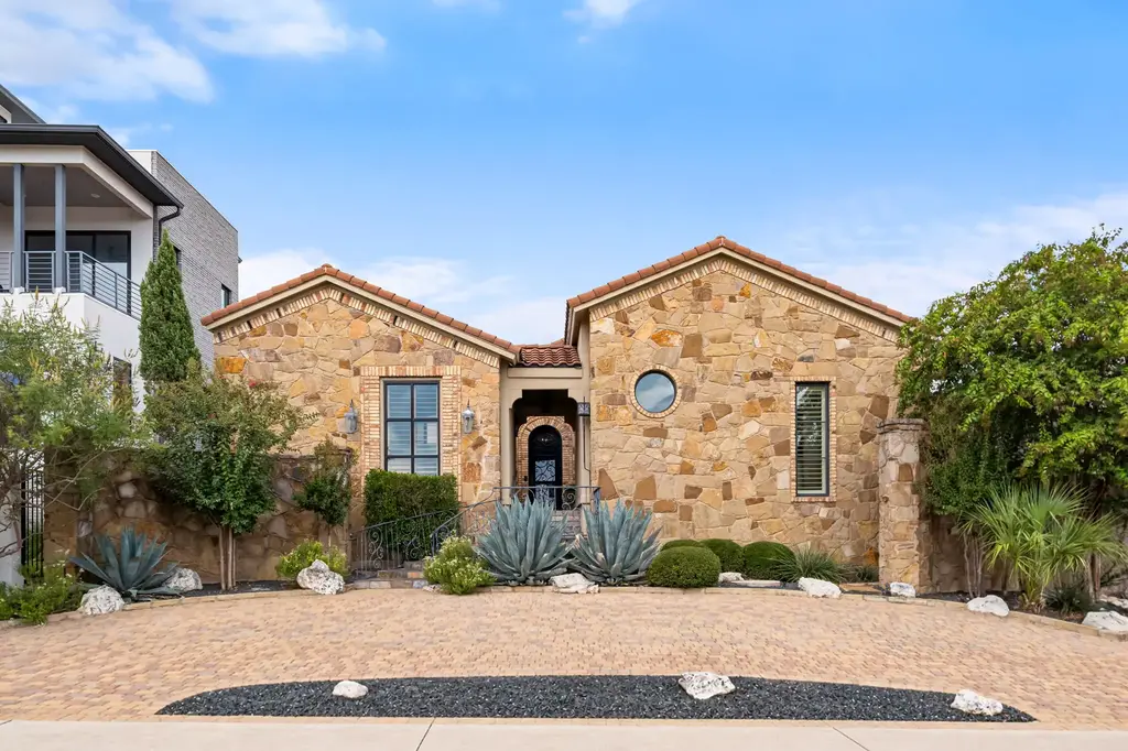 12912 Luna Montana Way S, Austin