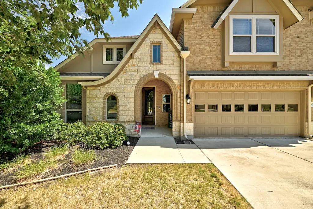 128 Summer Pointe Drive, Buda
