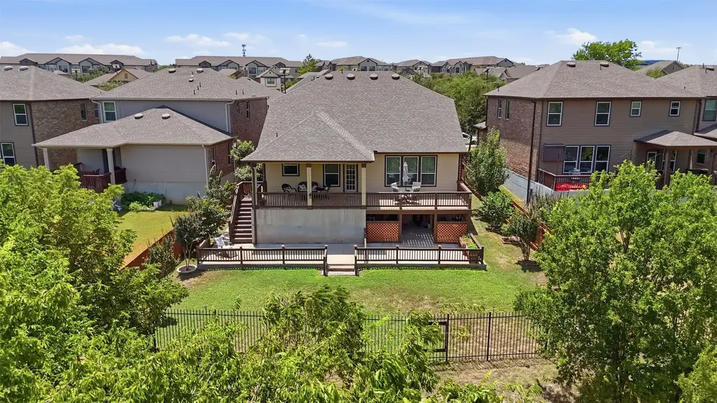 626 Landon Samuel Loop, Pflugerville