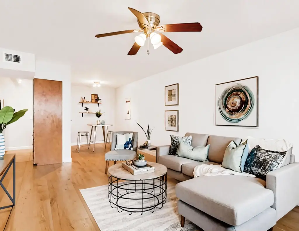 2020 S Congress Avenue 2220, Austin