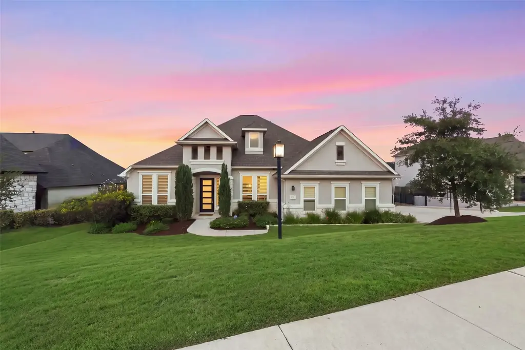 207 Lodestone Lane, Austin