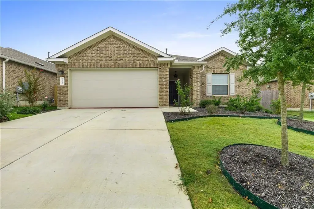 7405 Spring Ray Drive, Del Valle