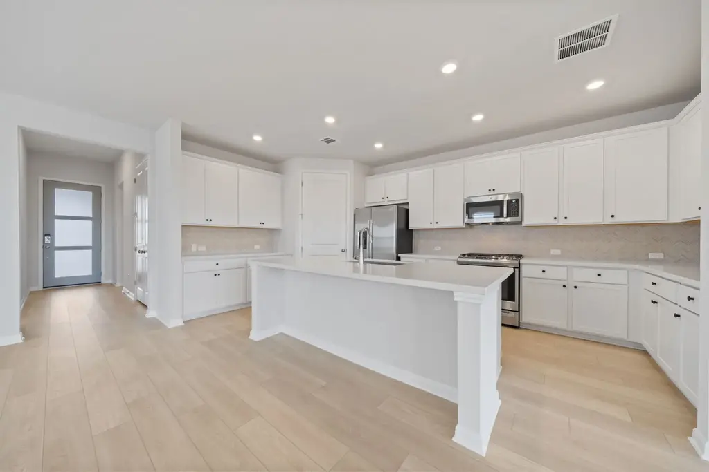 12312 Dairywork Road, Buda