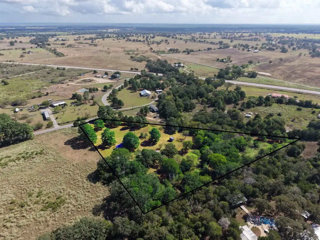 133 Pine Valley Loop, Smithville