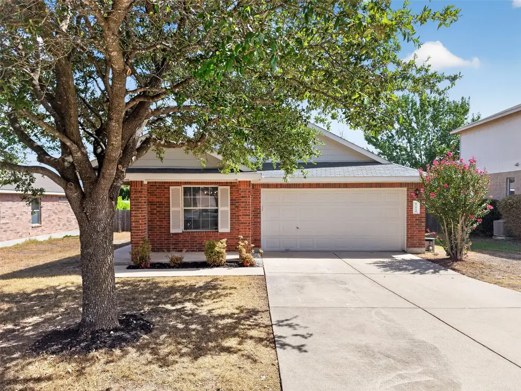112 Northern Trail, Leander