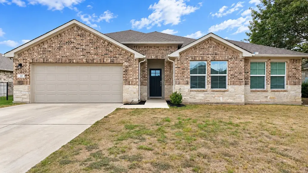 110 Loon Drive, Bastrop