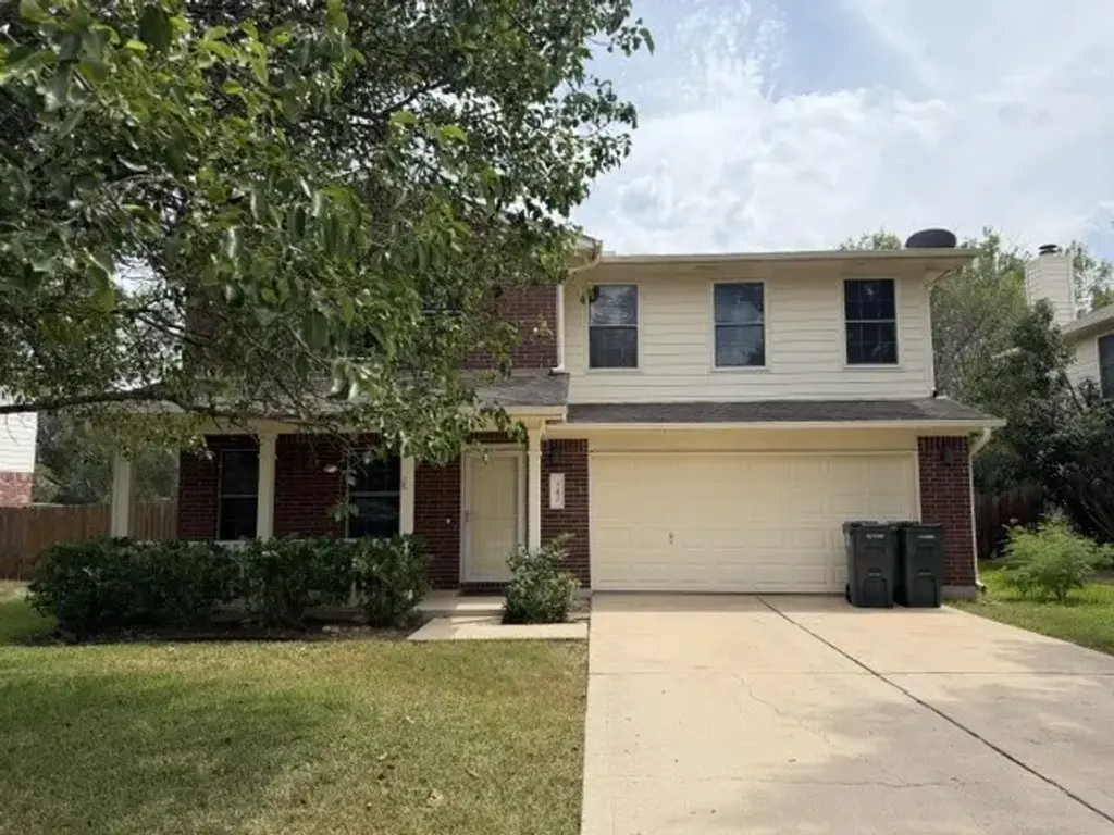 342 Carolyns Way, Buda