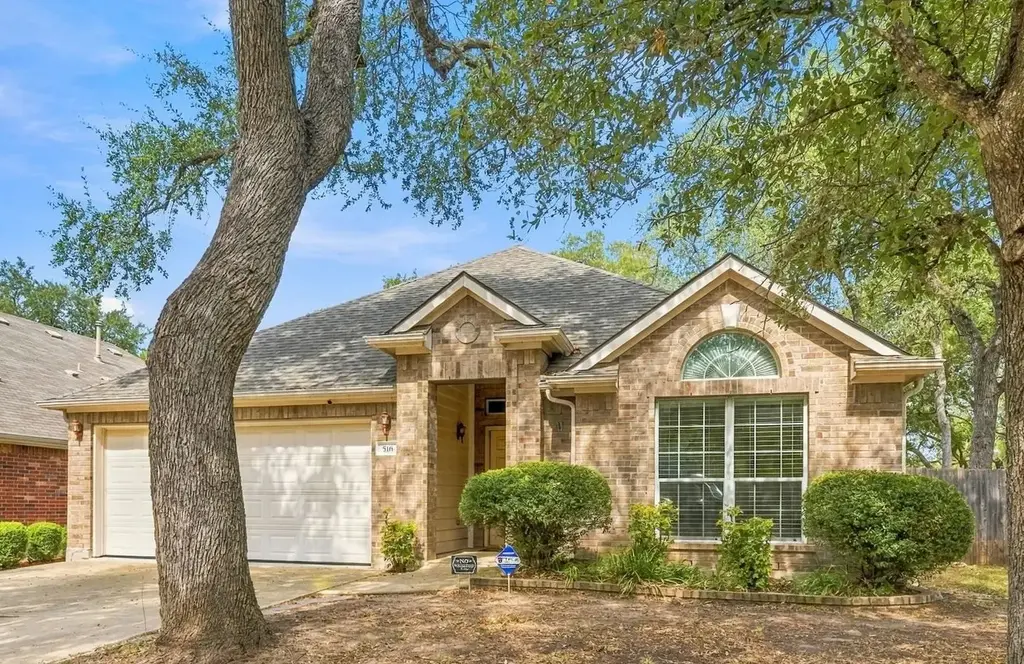 516 Carismatic Lane, Austin
