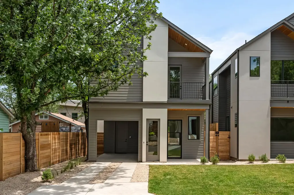1004 Juanita Ii, Austin