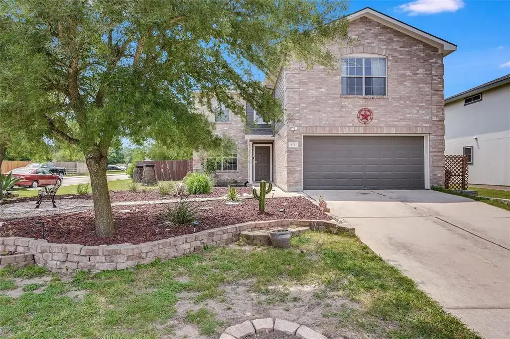 676 Goldenrod Street, Kyle