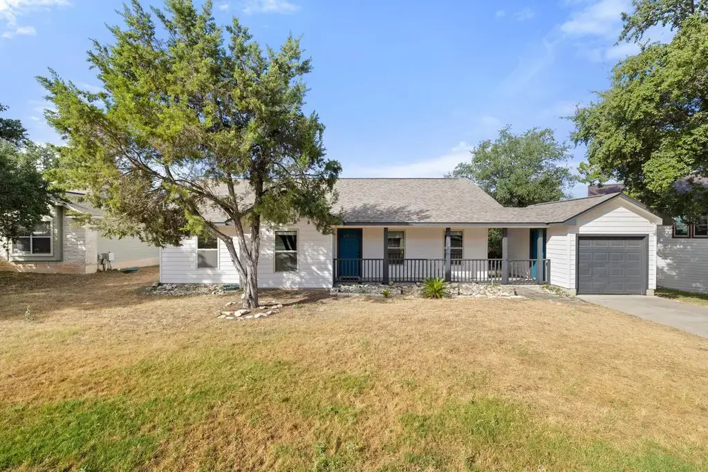 604 Whispering Hollow Circle, Point Venture