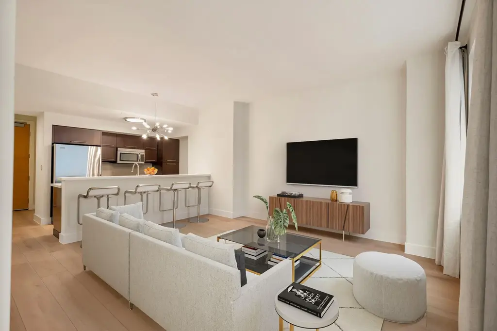603 Davis Street 907, Austin