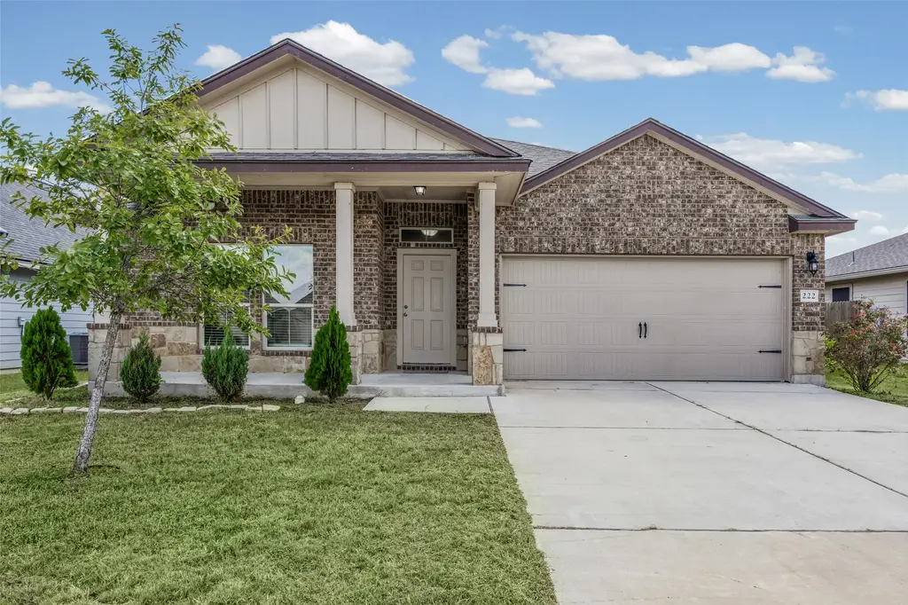 222 Reagor Drive, Taylor