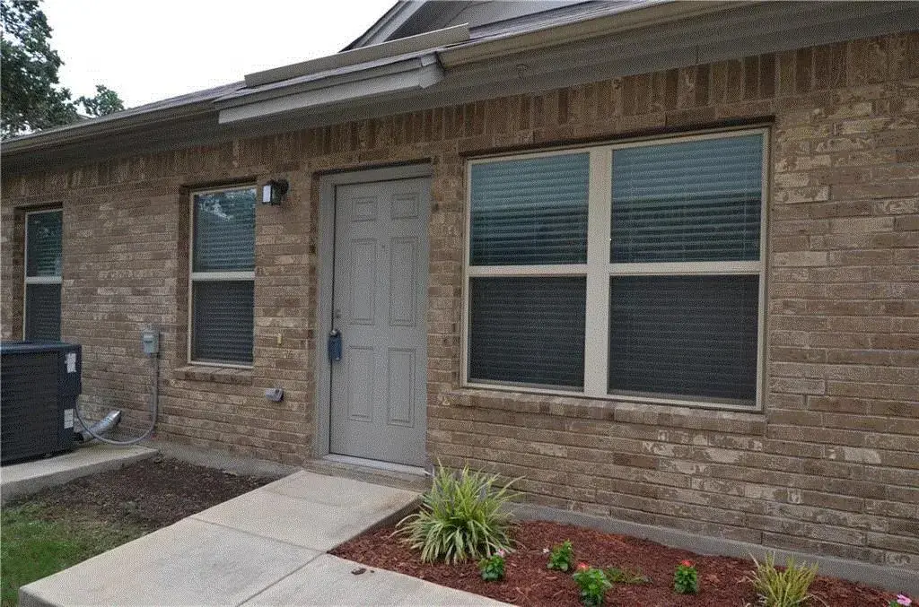 2304 S Lakeline Boulevard 243, Cedar Park