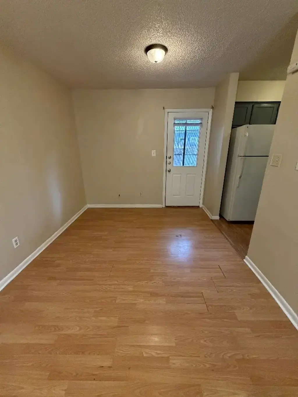 139 Elm Drive 104, Lockhart