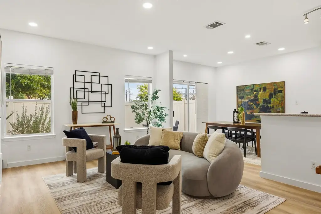 1900 Little Elm Trail 75, Cedar Park