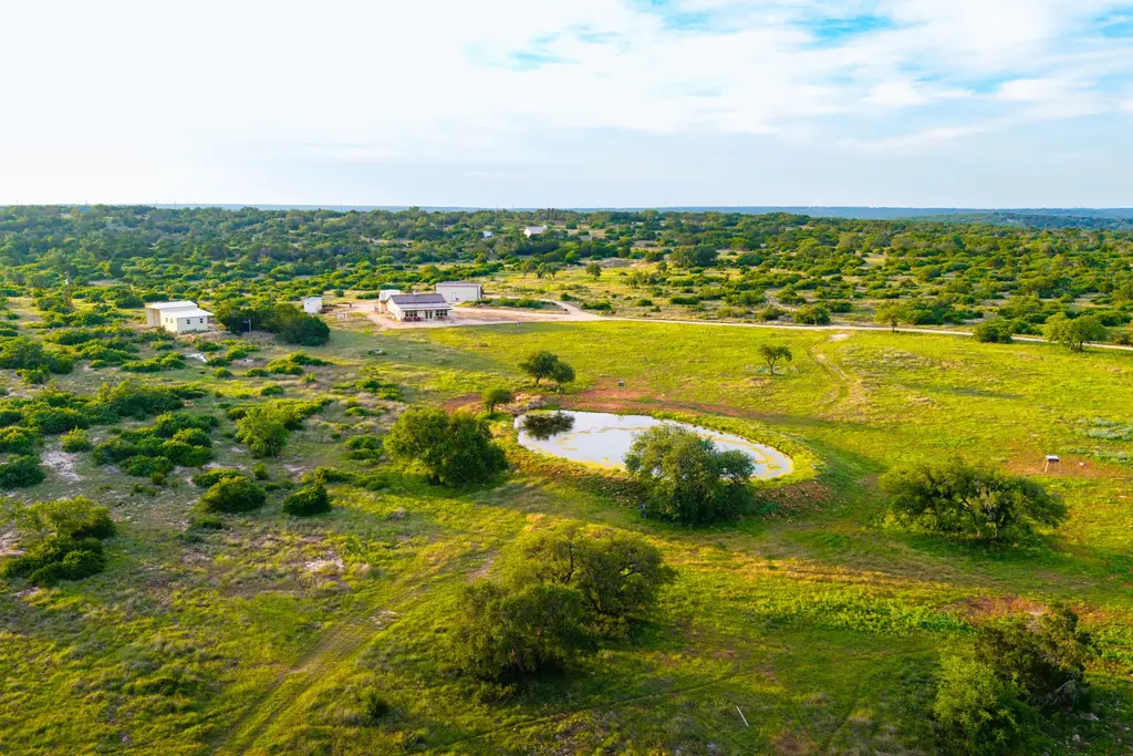 271 Deadend Rd Road, Mountain Home