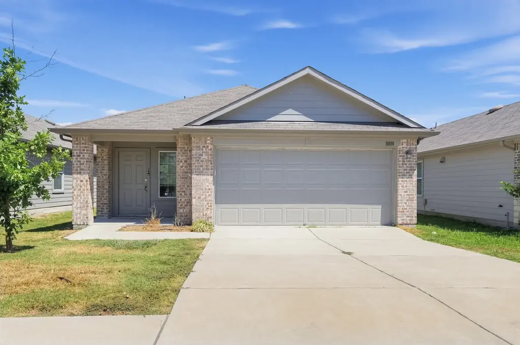 11810 Pyrite Road, Manor