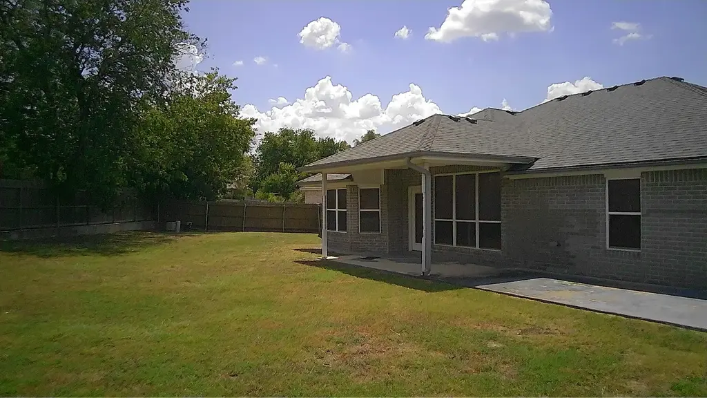 5105 Southern Crossing Drive, Temple