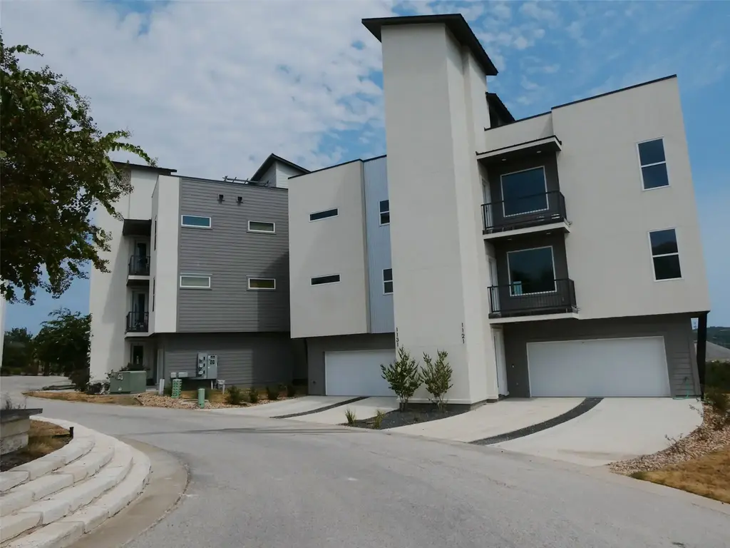 4300 Mansfield Dam Road 621, Austin