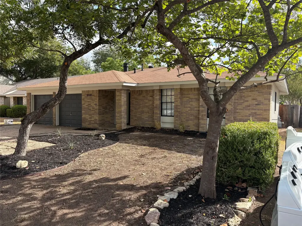 10510 School House Lane, Austin