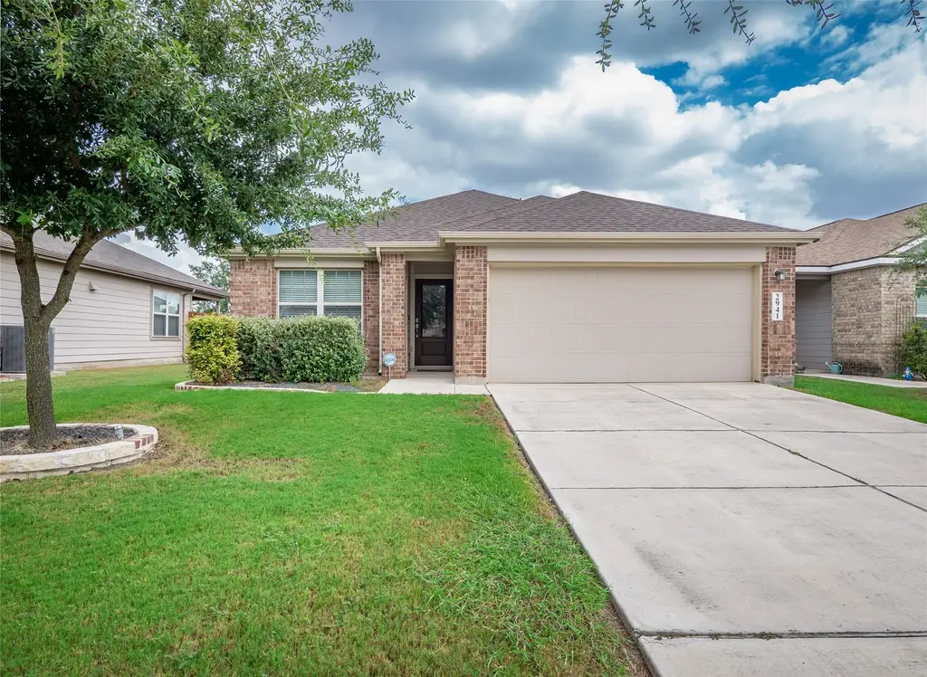 2941 Field View, New Braunfels