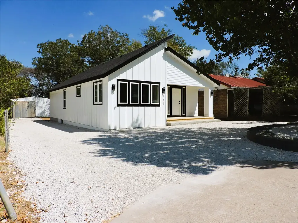 705 E Highway 82, Nocona