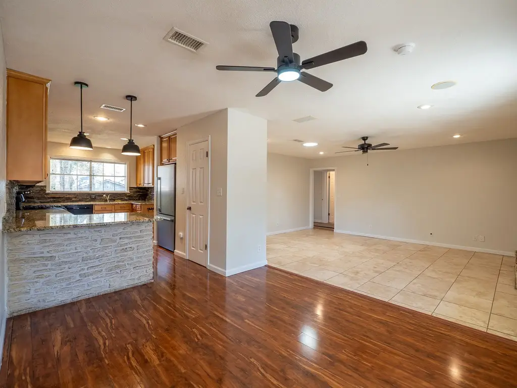 11907 Hornsby Street, Austin