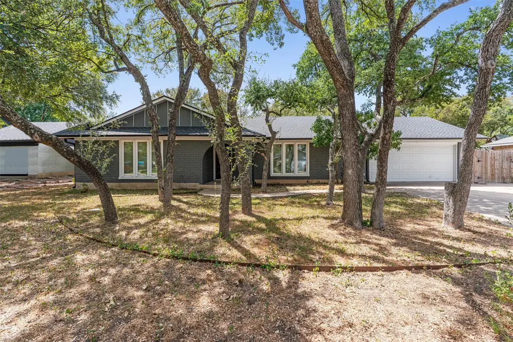 1002 Penny Lane, Round Rock