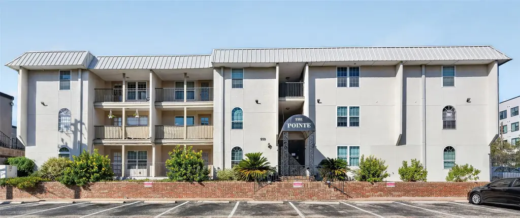 910 Duncan Lane 25, Austin