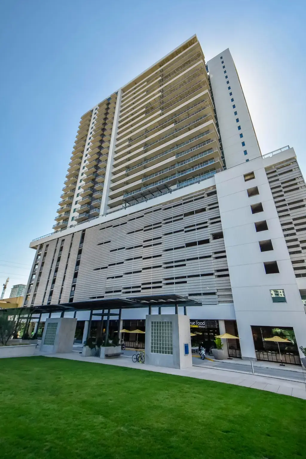 222 West Avenue 2609, Austin