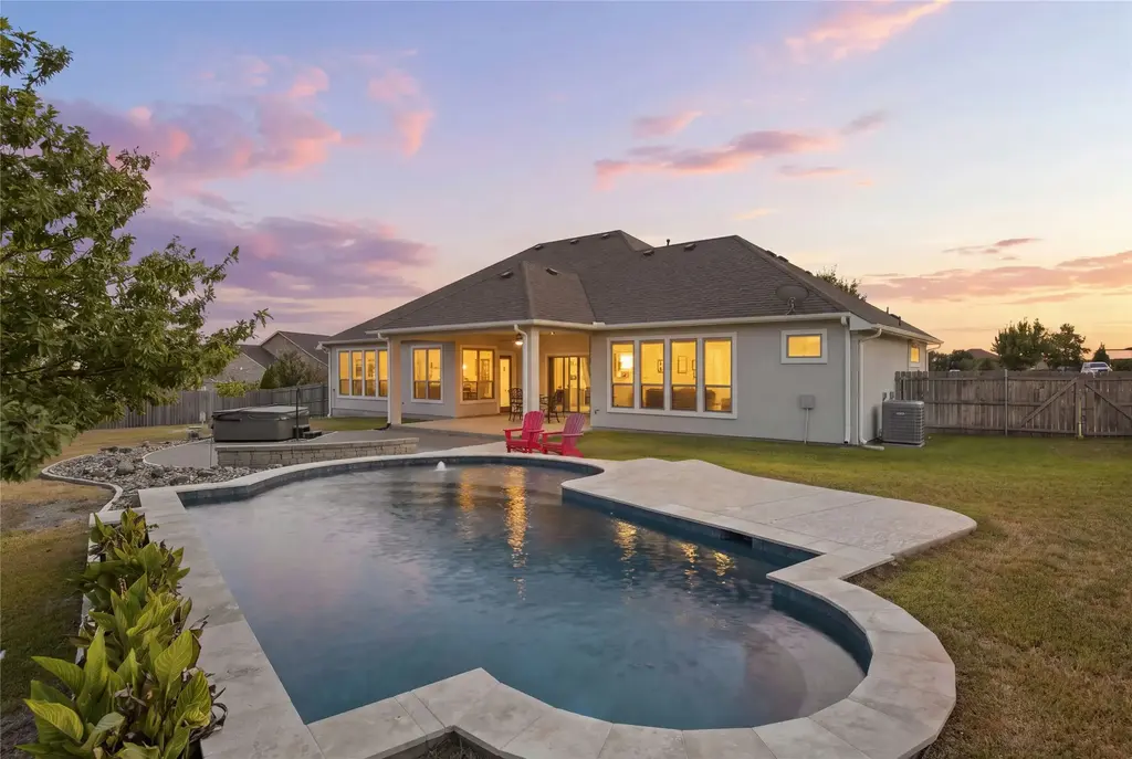 112 Haven Cove, Hutto