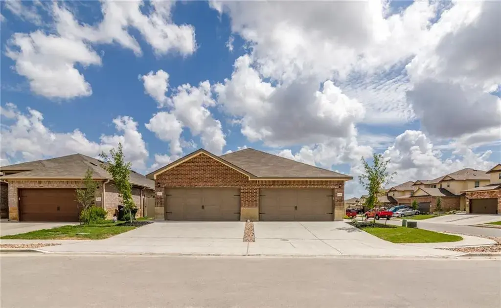 153 Samuel Drive B, Buda