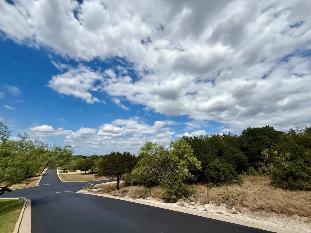 512 Hi Stirrup, Horseshoe Bay