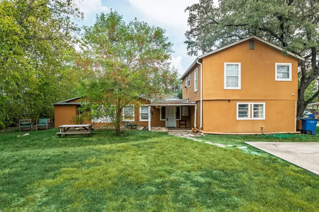 1609 Morgan Lane D, Austin