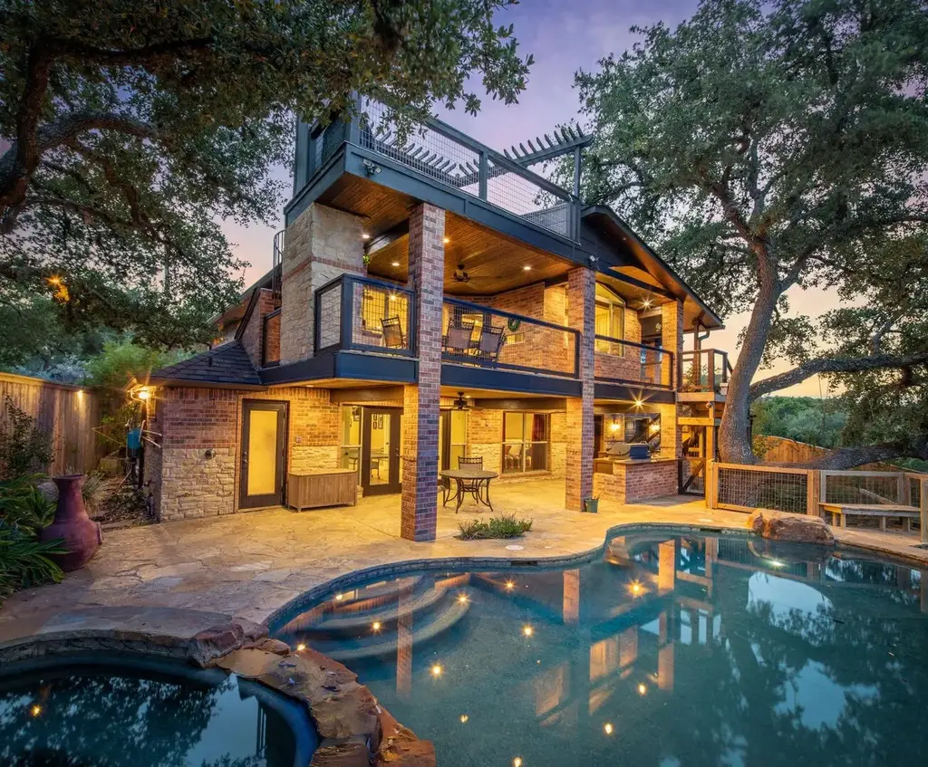 259 Oak Hideaway Drive, Canyon Lake