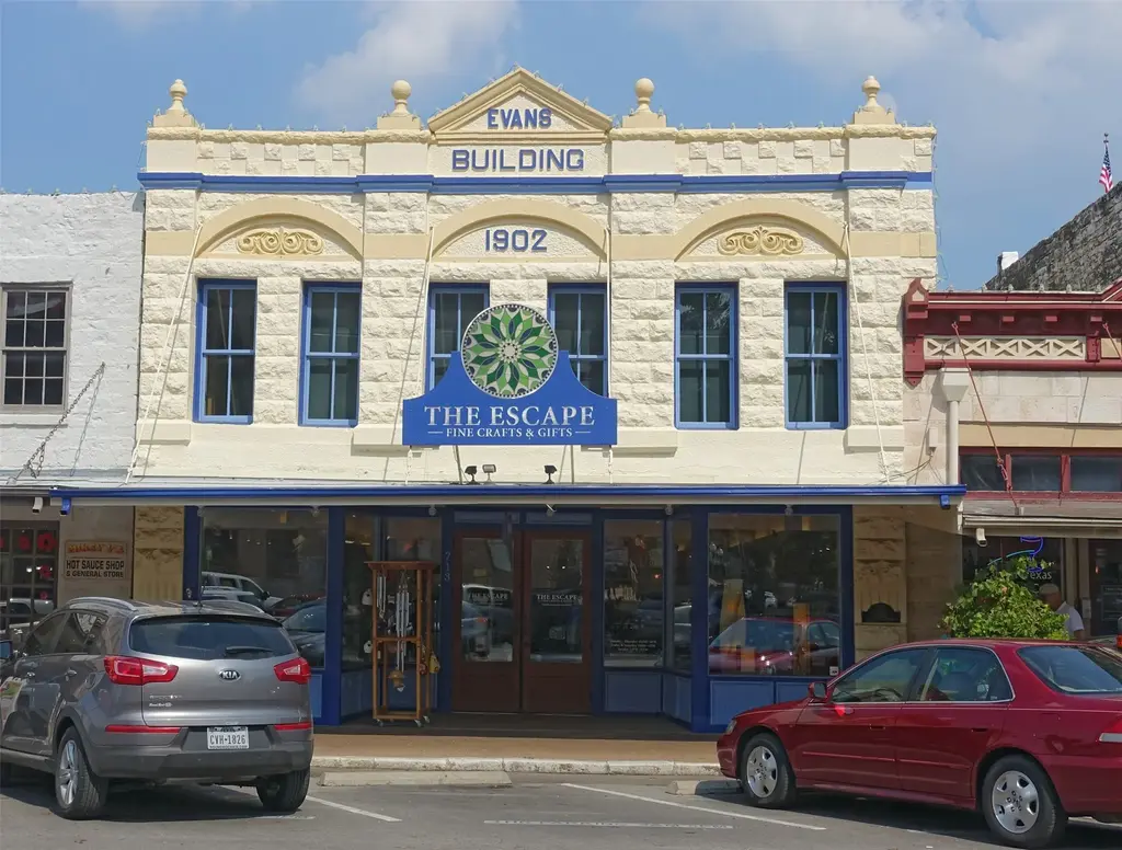 713 S Main Street, Georgetown