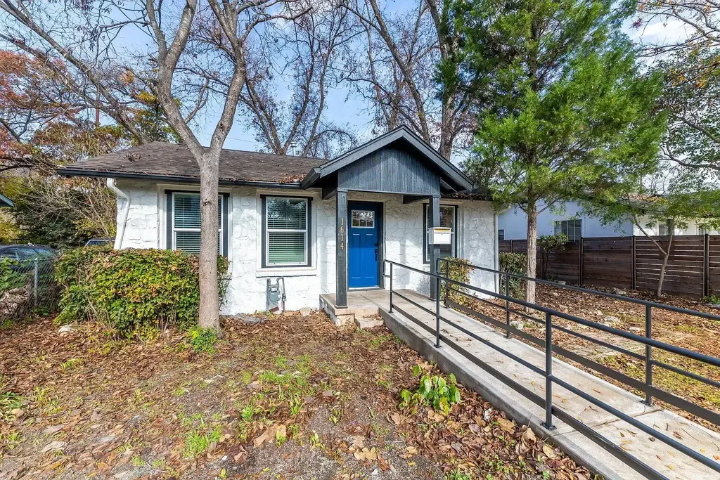 1614 Holly Street, Austin
