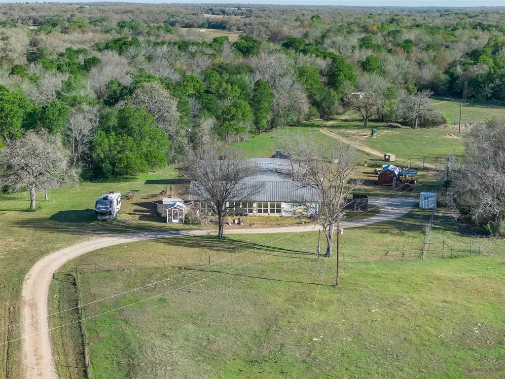 2313 E Us Highway 79, Rockdale